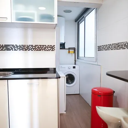 Amazing Sea And Sagrada Familia Views Homey Apartment Barcelona