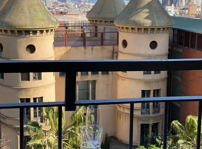 Amazing Sea And Sagrada Familia Views Homey