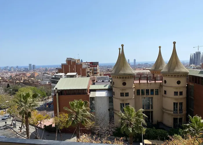 Amazing Sea And Sagrada Familia Views Homey バルセロナ